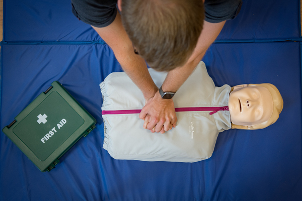 Emergency first aid at work (efaw) course